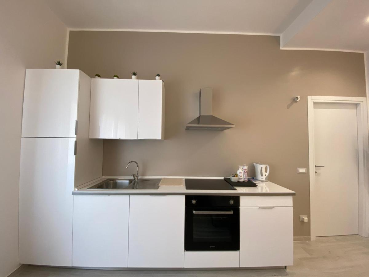 Riviera Apartments Пескара Екстер'єр фото