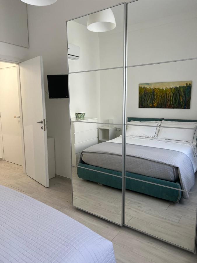 Riviera Apartments Пескара Екстер'єр фото