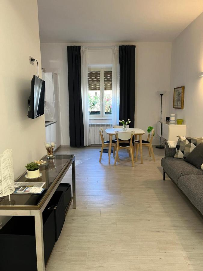 Riviera Apartments Пескара Екстер'єр фото
