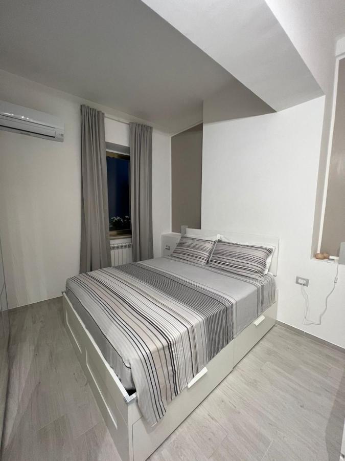 Riviera Apartments Пескара Екстер'єр фото