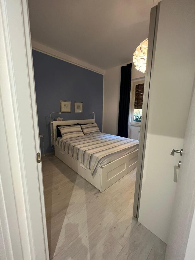 Riviera Apartments Пескара Екстер'єр фото